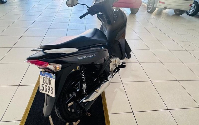 imagem-https://www.socarrao.com.br/sc-vehicle-images-prod/2869525/1785162147082-202bb9ce-dd2d-43b5-8883-6ad7a3b2193e.jpeg