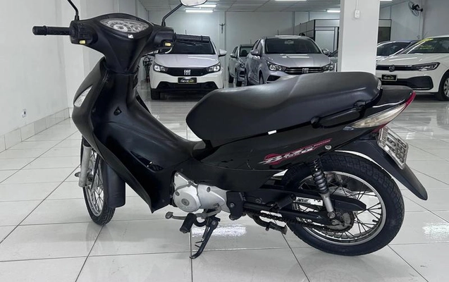 imagem-https://www.socarrao.com.br/sc-vehicle-images-prod/2869528/1785162154279-172a6f5a-1549-42a3-8920-5f2a9416b077.jpeg