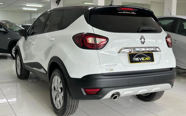 imagem-https://www.socarrao.com.br/sc-vehicle-images-prod/2869541/1785162193559-a658f264-f30b-49a0-bbd5-8d4c06236c6e.jpeg