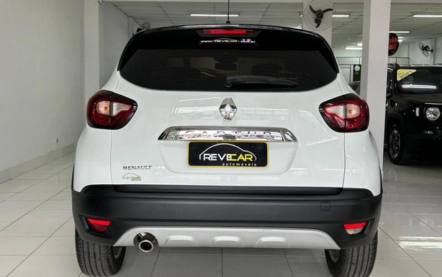 imagem-https://www.socarrao.com.br/sc-vehicle-images-prod/2869541/1785162193561-af7d967b-3c52-4bb9-820a-06600ad899ef.jpeg