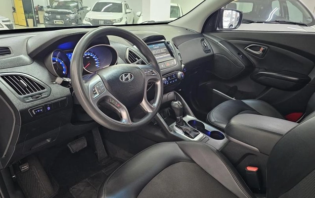 imagem-https://www.socarrao.com.br/sc-vehicle-images-prod/2869551/1785162224071-438543f9-abb9-4631-b503-a5fef7d39fe5.jpeg