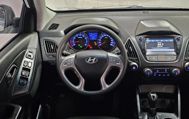 imagem-https://www.socarrao.com.br/sc-vehicle-images-prod/2869551/1785162224074-7604f128-8cce-479e-b9d7-1b6e8195f128.jpeg