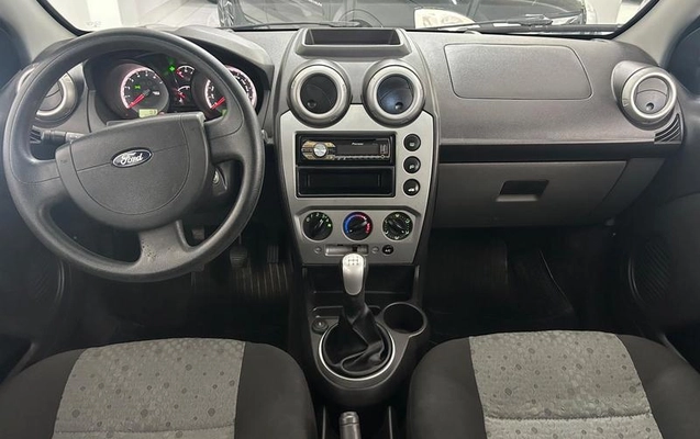 imagem-https://www.socarrao.com.br/sc-vehicle-images-prod/2869556/1785162245991-fa57b566-53b4-4a02-a061-6be5197df762.jpeg