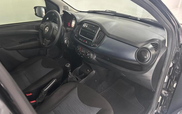 imagem-https://www.socarrao.com.br/sc-vehicle-images-prod/2869601/1785162423200-68f0a311-d760-4398-8ff0-ba8bbb2c10fd.jpeg