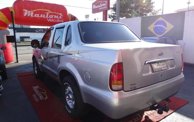 imagem-https://www.socarrao.com.br/sc-vehicle-images-prod/2869785/1791227286782-8317950_4_B_153d94234f.jpeg