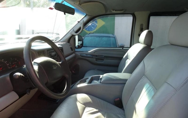 imagem-https://www.socarrao.com.br/sc-vehicle-images-prod/2869785/1791227286792-8317950_10_B_d4982b8295.jpeg