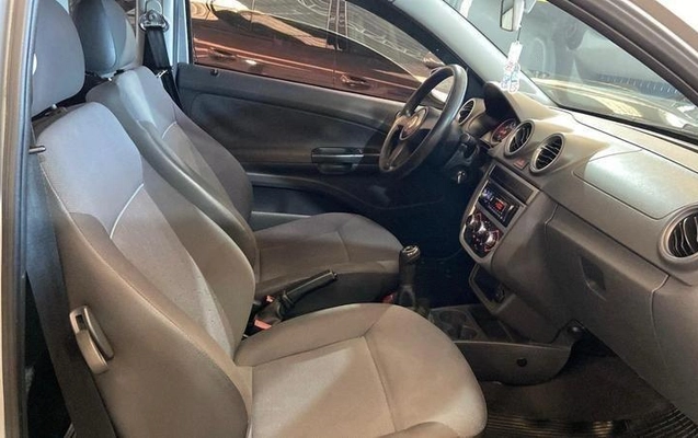 imagem-https://www.socarrao.com.br/sc-vehicle-images-prod/2869941/1788454287453-8318047_7_B_4f3c16f2fa.jpeg