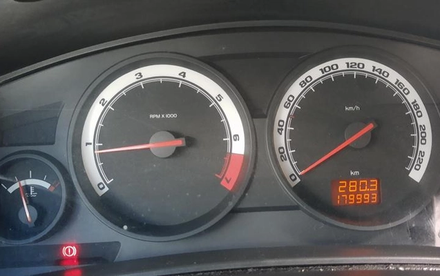imagem-https://www.socarrao.com.br/sc-vehicle-images-prod/2870001/1788294920735-8308746_9_B_310b1cf3fa.jpeg
