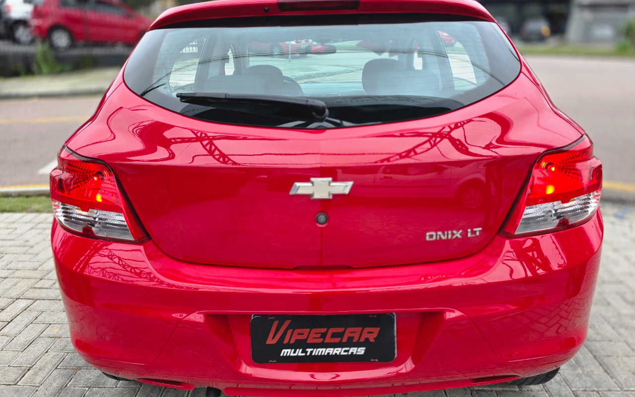 imagem-https://www.socarrao.com.br/sc-vehicle-images-prod/2870066/1785164885540-MjAyNjA3MjRfMTU0OTU0LmpwZw.jpg