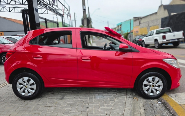 imagem-https://www.socarrao.com.br/sc-vehicle-images-prod/2870066/1785164885679-MjAyNjA3MjRfMTU1MDExLmpwZw.jpg
