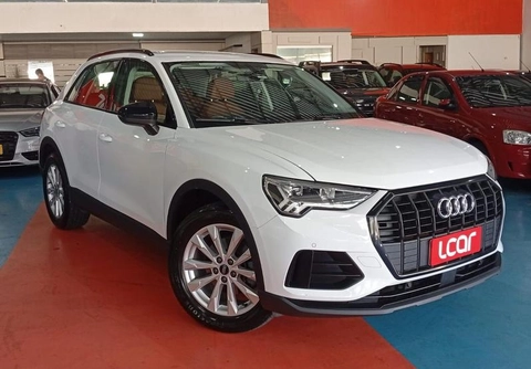 Audi Q3 2021 Branco — foto 1 de 3