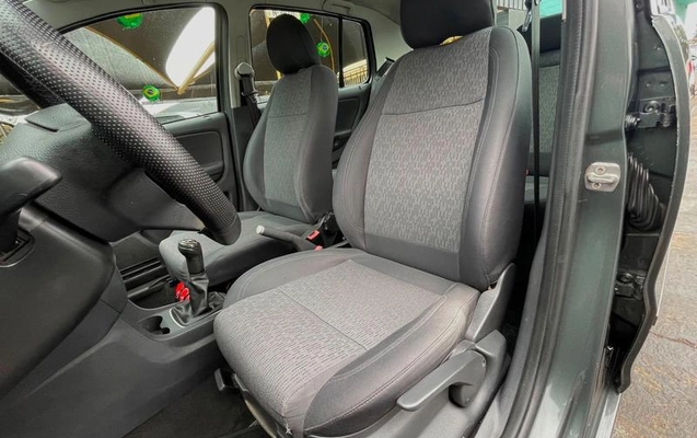 imagem-https://www.socarrao.com.br/sc-vehicle-images-prod/2870643/1788359866694-8298026_14_B_df05c3a016.jpeg