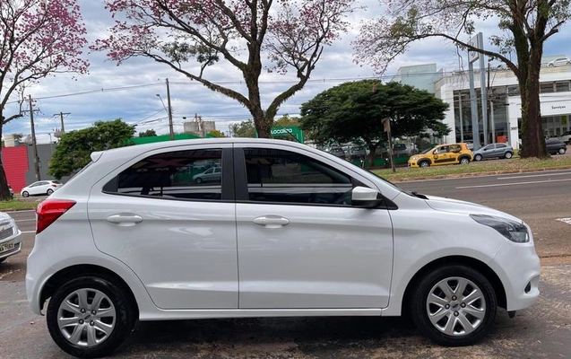 imagem-https://www.socarrao.com.br/sc-vehicle-images-prod/2870676/1788359969292-8302214_7_B_17a8d13155.jpeg