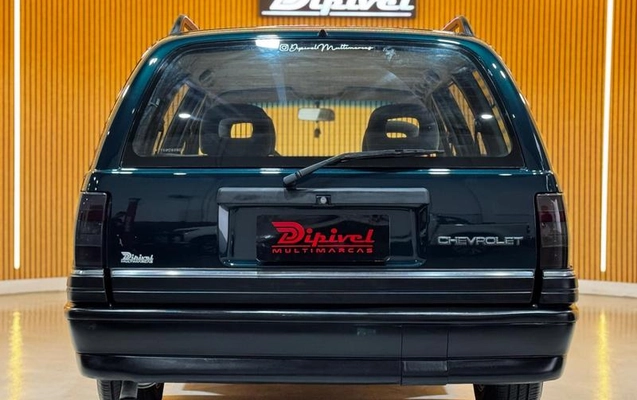 imagem-https://www.socarrao.com.br/sc-vehicle-images-prod/2870702/1788443528640-7848502_6_B_6eddf25d50.jpeg