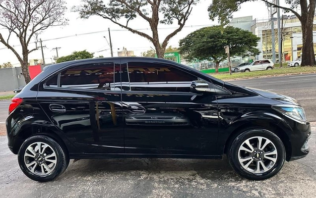imagem-https://www.socarrao.com.br/sc-vehicle-images-prod/2870738/1788361927698-8281729_7_B_04f227cdbc.jpeg