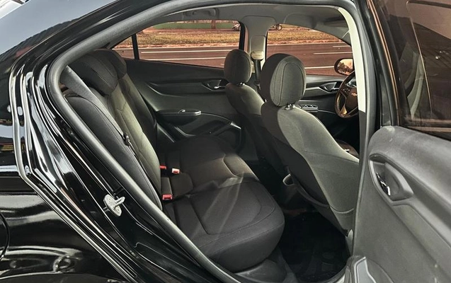imagem-https://www.socarrao.com.br/sc-vehicle-images-prod/2870738/1788361927710-8281729_15_B_45d719cc3b.jpeg