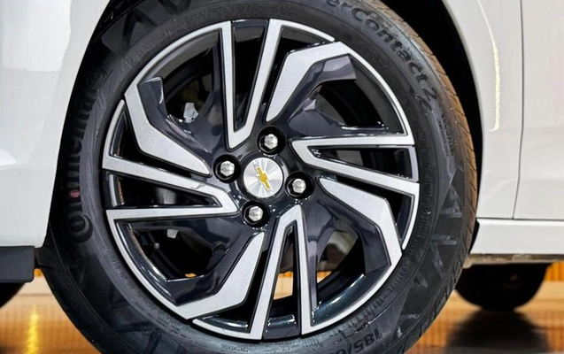 imagem-https://www.socarrao.com.br/sc-vehicle-images-prod/2870790/1789072168717-8281447_3_B_92092b1f72.jpeg