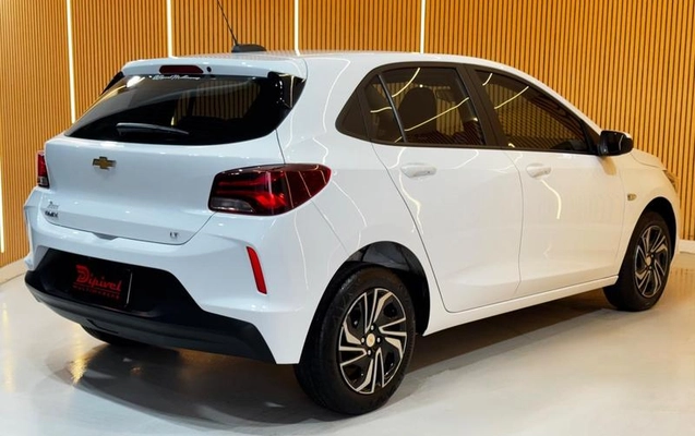 imagem-https://www.socarrao.com.br/sc-vehicle-images-prod/2870790/1789072168717-8281447_7_B_e7b87abb49.jpeg