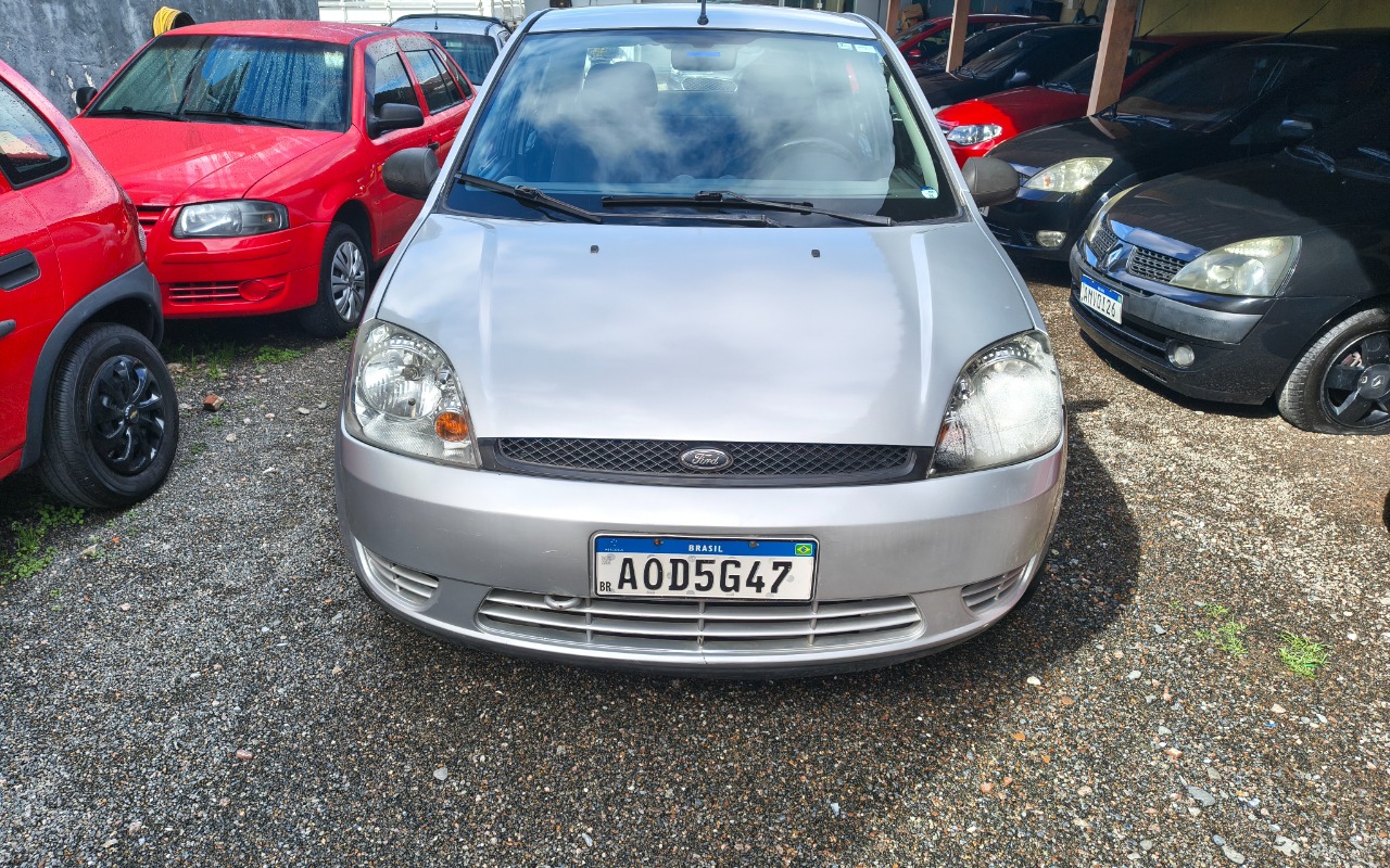 Ford Fiesta 2007 Prata — foto 1 de 3