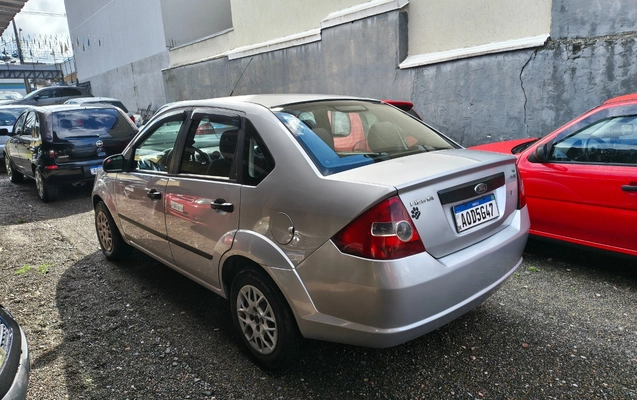 imagem-https://www.socarrao.com.br/sc-vehicle-images-prod/2870907/1785168685178-SU1HXzIwMjYwNzIzXzExMjQzNTY0NV9IRFIuanBn.jpg