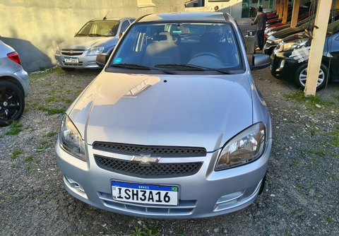 Chevrolet Celta 2012 Prata — foto 1 de 3