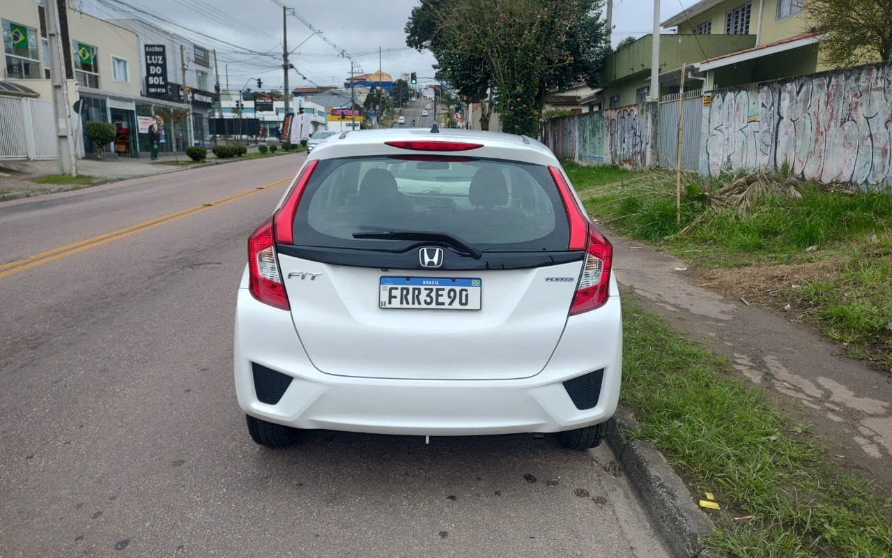 imagem-https://www.socarrao.com.br/sc-vehicle-images-prod/2871143/1785170053829-SU1HXzIwMjYwNTI5XzEzMDEyNjU2MV9IRFIuanBn.jpg