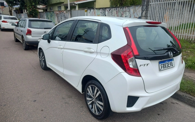 imagem-https://www.socarrao.com.br/sc-vehicle-images-prod/2871143/1785170054078-SU1HXzIwMjYwNTI5XzEzMDE0ODg3N19IRFIuanBn.jpg