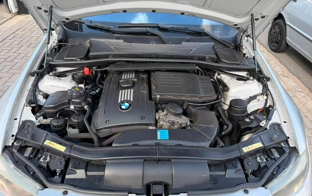 imagem-https://www.socarrao.com.br/sc-vehicle-images-prod/2871283/1786728823545-8200711_14_B_586cc19a70.jpeg