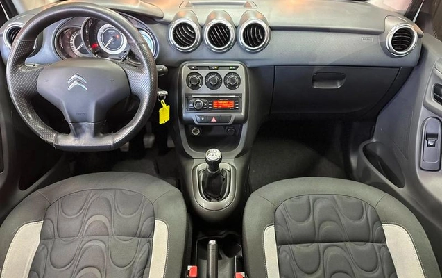 imagem-https://www.socarrao.com.br/sc-vehicle-images-prod/2871342/1786552816433-8318531_7_B_dd2b4de44b.jpeg