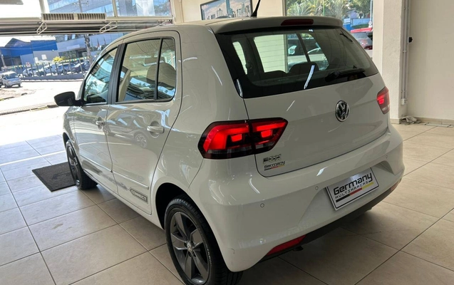 imagem-https://www.socarrao.com.br/sc-vehicle-images-prod/2871345/1785171098180-c75118a099e04af1a8dfdec1d5870d9f_1785170648886.jpg