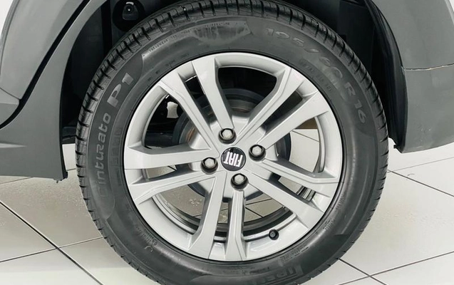 imagem-https://www.socarrao.com.br/sc-vehicle-images-prod/2871387/1785846084343-8318603_18_B_d4d512f4b7.jpeg