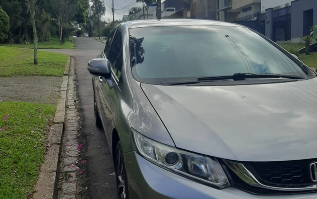 imagem-https://www.socarrao.com.br/sc-vehicle-images-prod/2871489/1785171911353-OS5qcGVn.jpeg