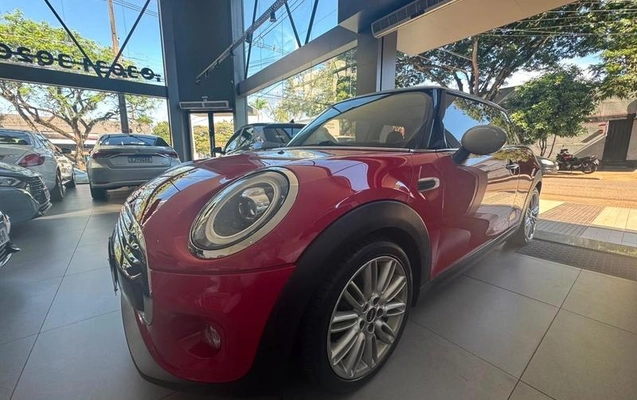 imagem-https://www.socarrao.com.br/sc-vehicle-images-prod/2871520/1786395116547-8318645_1_B_5d6b895c1e.jpeg