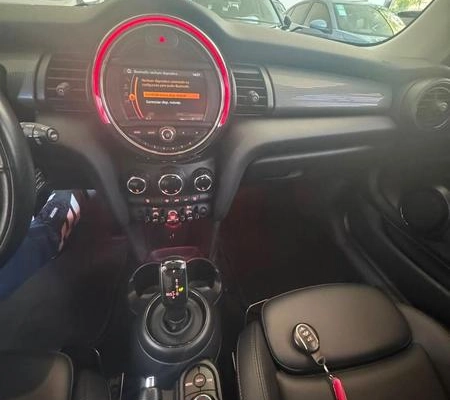imagem-https://www.socarrao.com.br/sc-vehicle-images-prod/2871520/1786395116558-8318645_8_B_b371877b0a.jpeg
