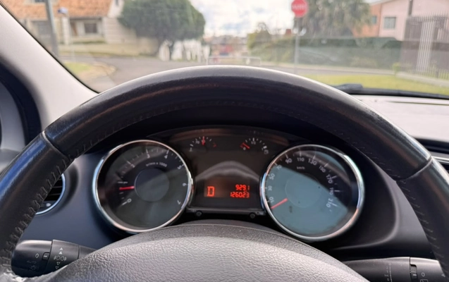 imagem-https://www.socarrao.com.br/sc-vehicle-images-prod/2871776/1785173096842-5_022432.jpg