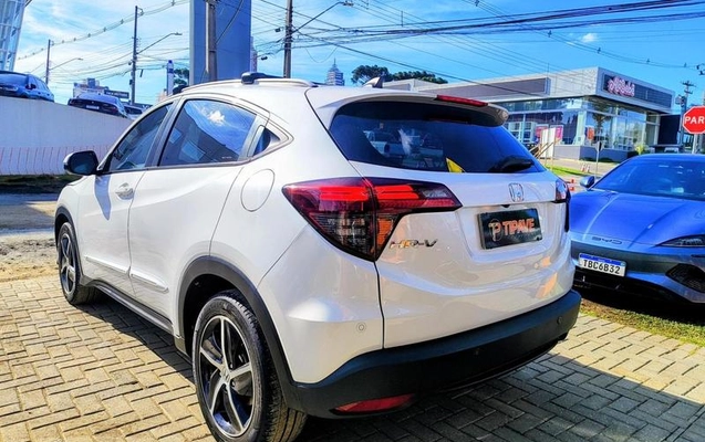 imagem-https://www.socarrao.com.br/sc-vehicle-images-prod/2871968/1789642940997-8318660_14_B_0b2336964e.jpeg
