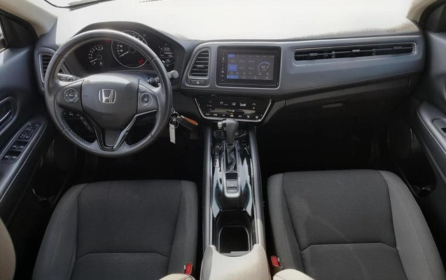 imagem-https://www.socarrao.com.br/sc-vehicle-images-prod/2871968/1789642941009-8318660_9_B_a00522e5c9.jpeg