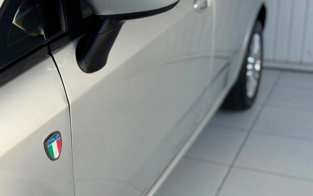 imagem-https://www.socarrao.com.br/sc-vehicle-images-prod/2872015/1785174207678-8319003_0_B_49d0d289f1.jpeg