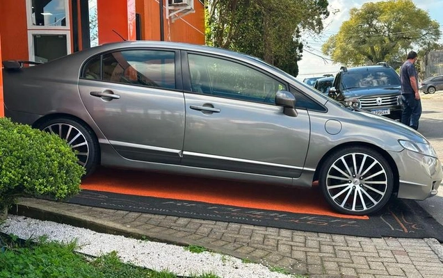 imagem-https://www.socarrao.com.br/sc-vehicle-images-prod/2872214/1787661684055-8318206_9_B_6170b614f1.jpeg
