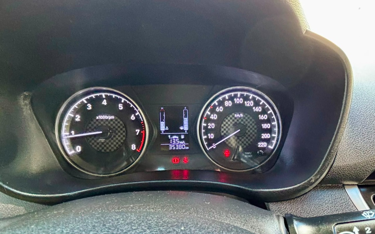 imagem-https://www.socarrao.com.br/sc-vehicle-images-prod/2872288/1785175715786-V2hhdHNBcHAgSW1hZ2UgMjAyNi0wNy0yNyBhdCAxNC4zMy4yNSAoMikuanBlZw.jpeg
