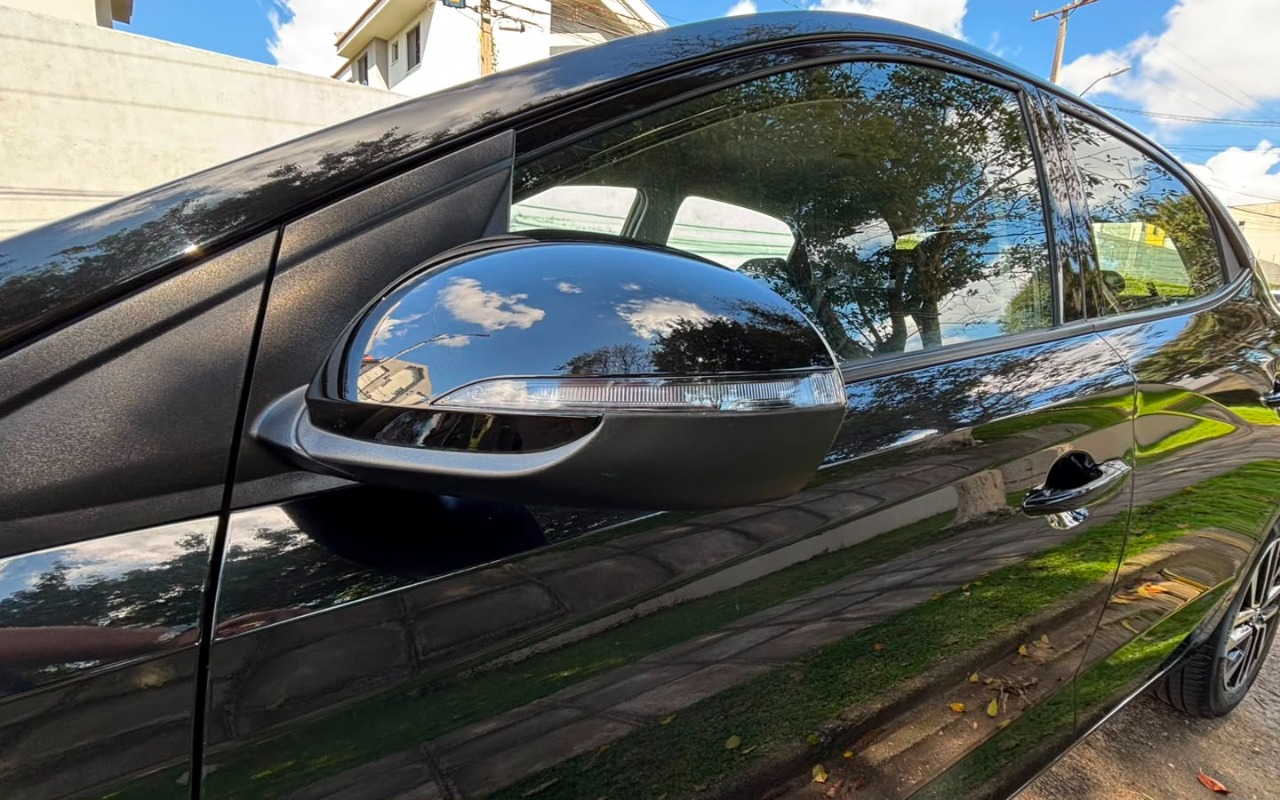 imagem-https://www.socarrao.com.br/sc-vehicle-images-prod/2872288/1785175716478-V2hhdHNBcHAgSW1hZ2UgMjAyNi0wNy0yNyBhdCAxNC4zMy4yNi5qcGVn.jpeg