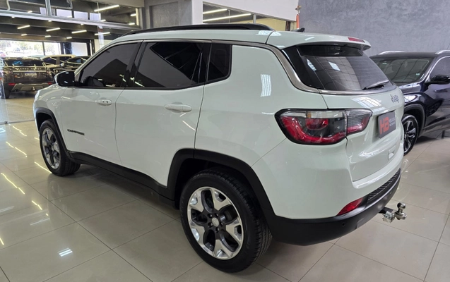 imagem-https://www.socarrao.com.br/sc-vehicle-images-prod/2872333/1785176000450-gujEdVV0nMw4i4rRS9XDigDMpqgYt6bN.jpg