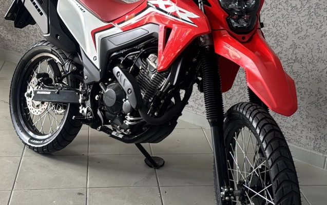 imagem-https://www.socarrao.com.br/sc-vehicle-images-prod/2872347/1786975919315-V2hhdHNBcHAgSW1hZ2UgMjAyNi0wOC0xNSBhdCAxNC40NS4wOS5qcGVn.jpeg