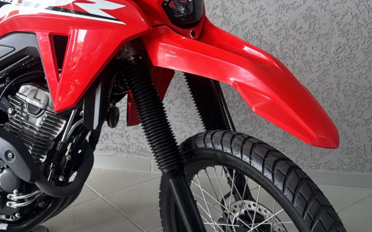 imagem-https://www.socarrao.com.br/sc-vehicle-images-prod/2872347/1786975919397-V2hhdHNBcHAgSW1hZ2UgMjAyNi0wOC0xNSBhdCAxNC40OC4xMi5qcGVn.jpeg