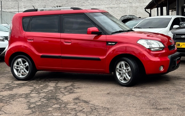 imagem-https://www.socarrao.com.br/sc-vehicle-images-prod/2872503/1785176858056-SU1HXzczMzQuanBlZw.jpeg