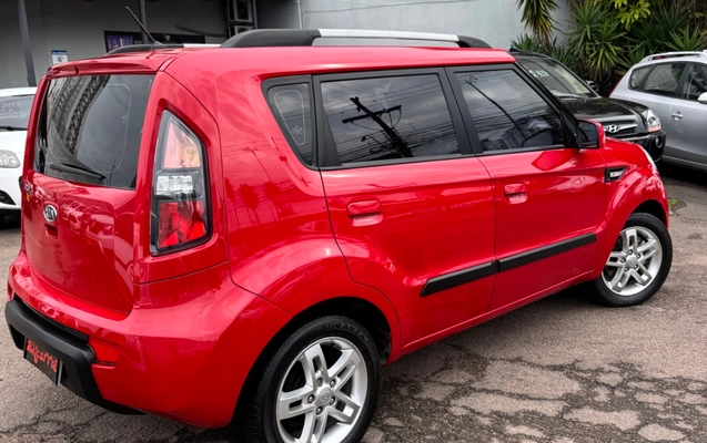 imagem-https://www.socarrao.com.br/sc-vehicle-images-prod/2872503/1785176858291-SU1HXzczNDAuanBlZw.jpeg