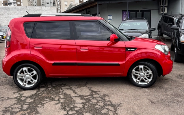 imagem-https://www.socarrao.com.br/sc-vehicle-images-prod/2872503/1785176858587-SU1HXzczNDEuanBlZw.jpeg