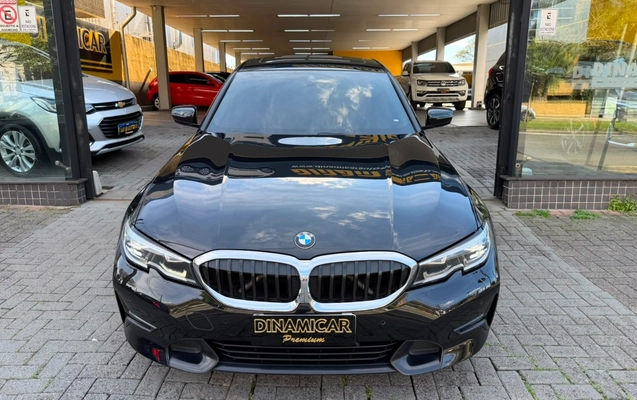 imagem-https://www.socarrao.com.br/sc-vehicle-images-prod/2872504/1785176859464-Ny5qcGVn.jpeg
