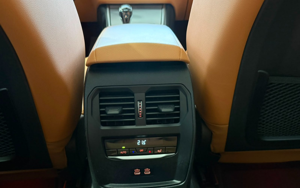 imagem-https://www.socarrao.com.br/sc-vehicle-images-prod/2872504/1785176860300-MTguanBlZw.jpeg