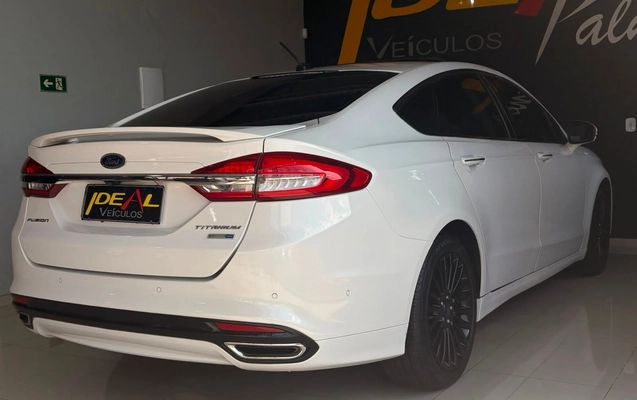 imagem-https://www.socarrao.com.br/sc-vehicle-images-prod/2872566/1785177241602-59c452cafc86407f8db8ecad74922a66_1785177158007.jpg